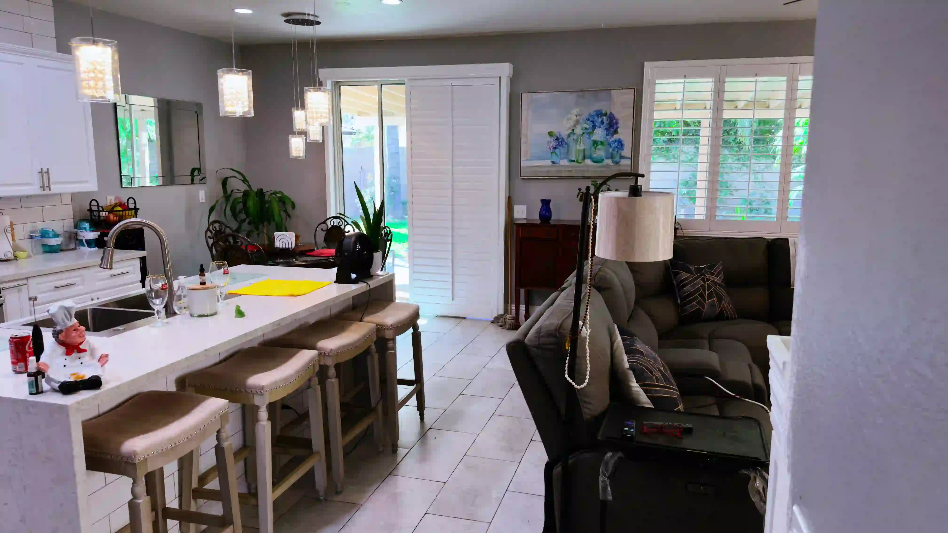 A thumbnail for a clickable image of the kitchen.