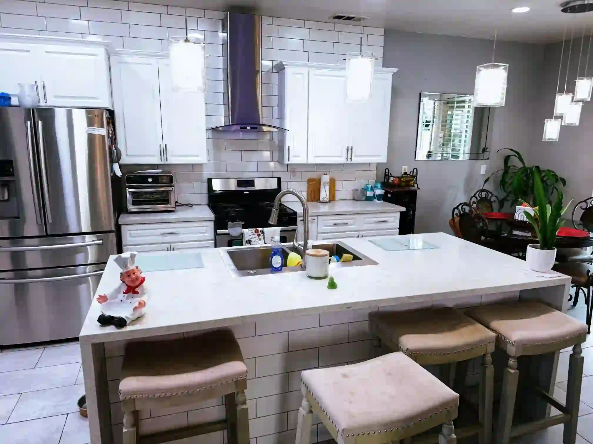 A thumbnail for a clickable image of the kitchen.
