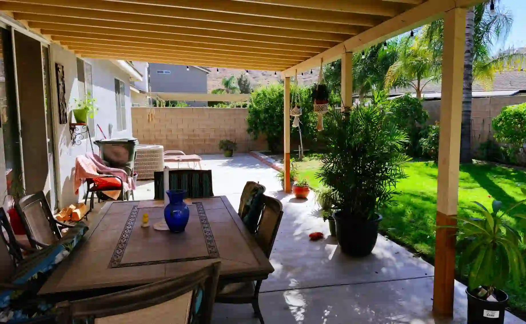 A thumbnail for a clickable image of the patio.